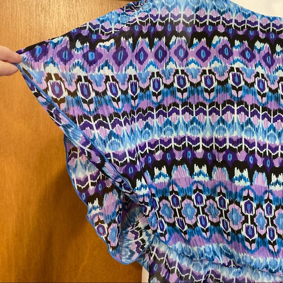 Frankie & Missy Batwing Top - Picture 4 of 10